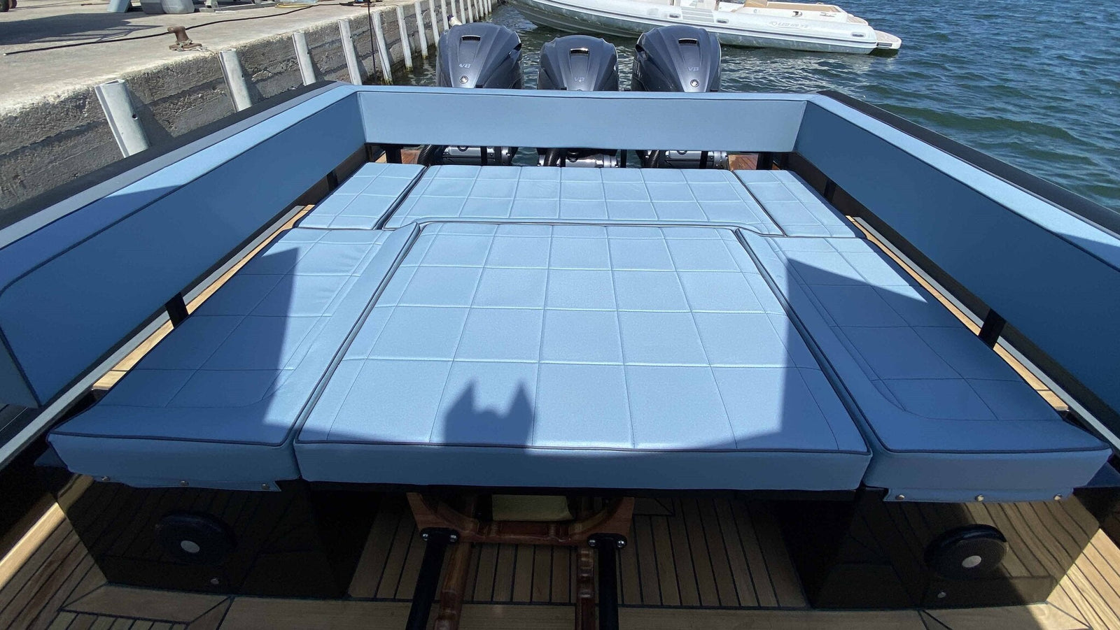 Deck des Sea Water Phantom 500 aus der Vogelperspektive