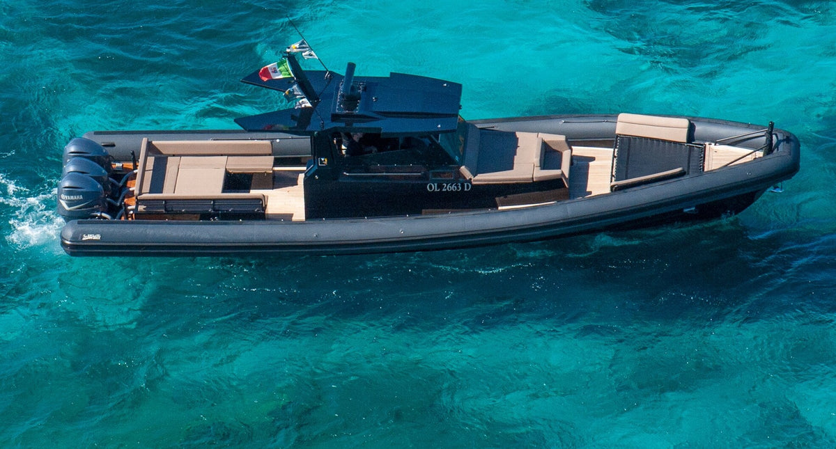 Sea Water Phantom 500 Maxi-RIB mit Kabine, Luftaufnahme