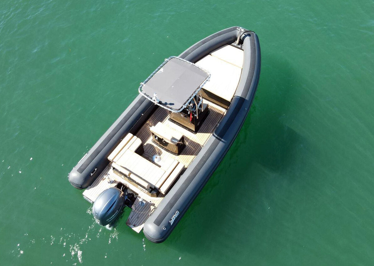 Heck des Sea Water Phantom 230, Luftaufnahme